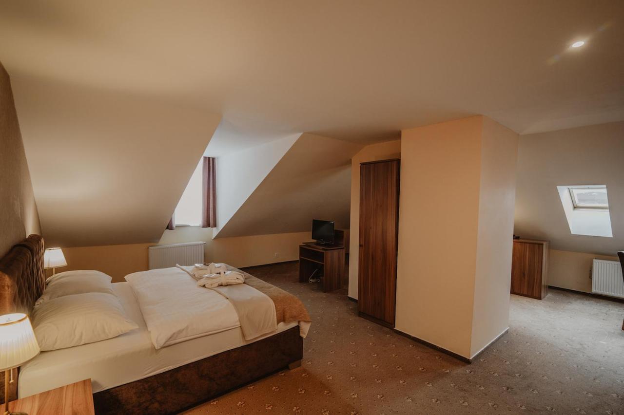 Hotel Solisko Strbske Pleso Exterior photo